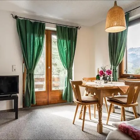 Apartment Dr. Schorm *